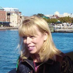 Meet your Posher, Vicki